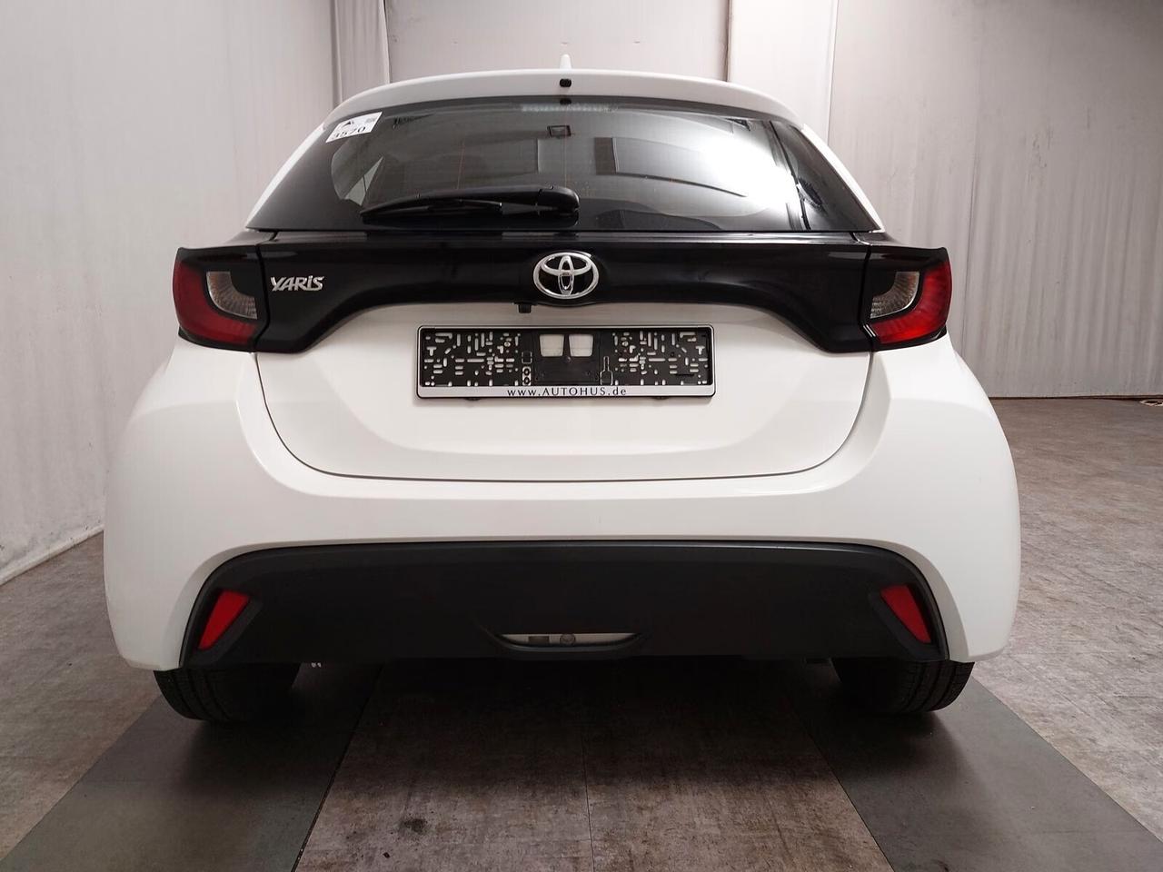Toyota Yaris 1.0 Comfort Telecamera ACC