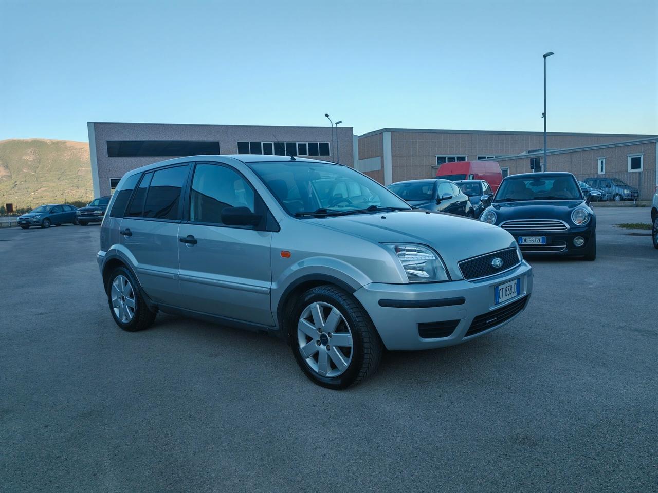 Ford Fusion 1.4 TDCi 5p. Leather
