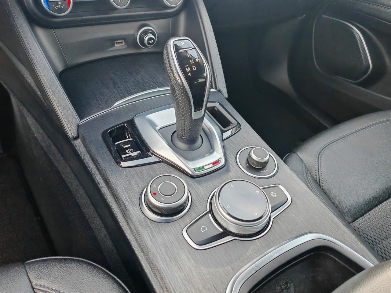 Alfa Romeo Stelvio 2.2 190cv navig cam 2021