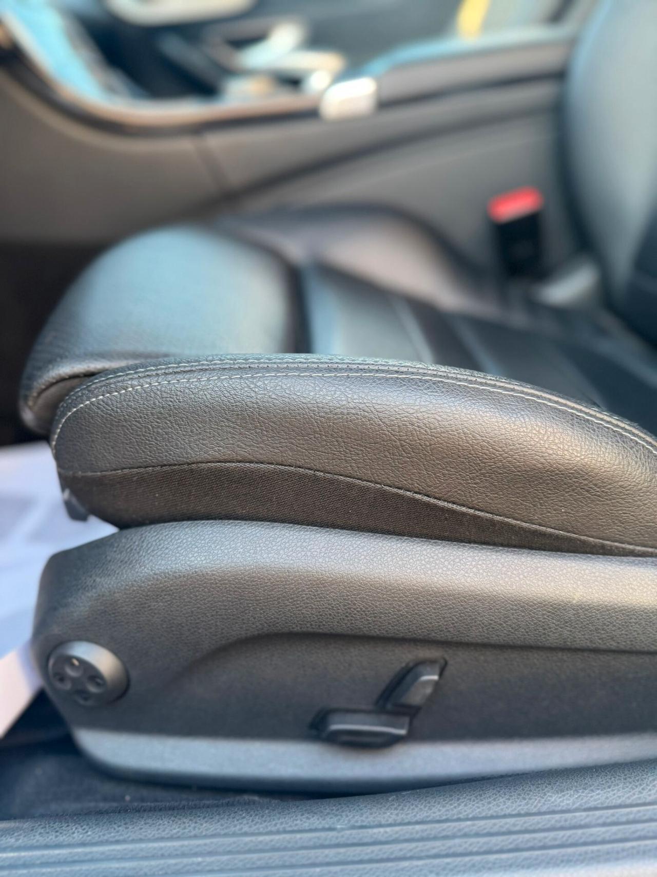 Mercedes-benz C 220 d Auto 4Matic Coupé Premium