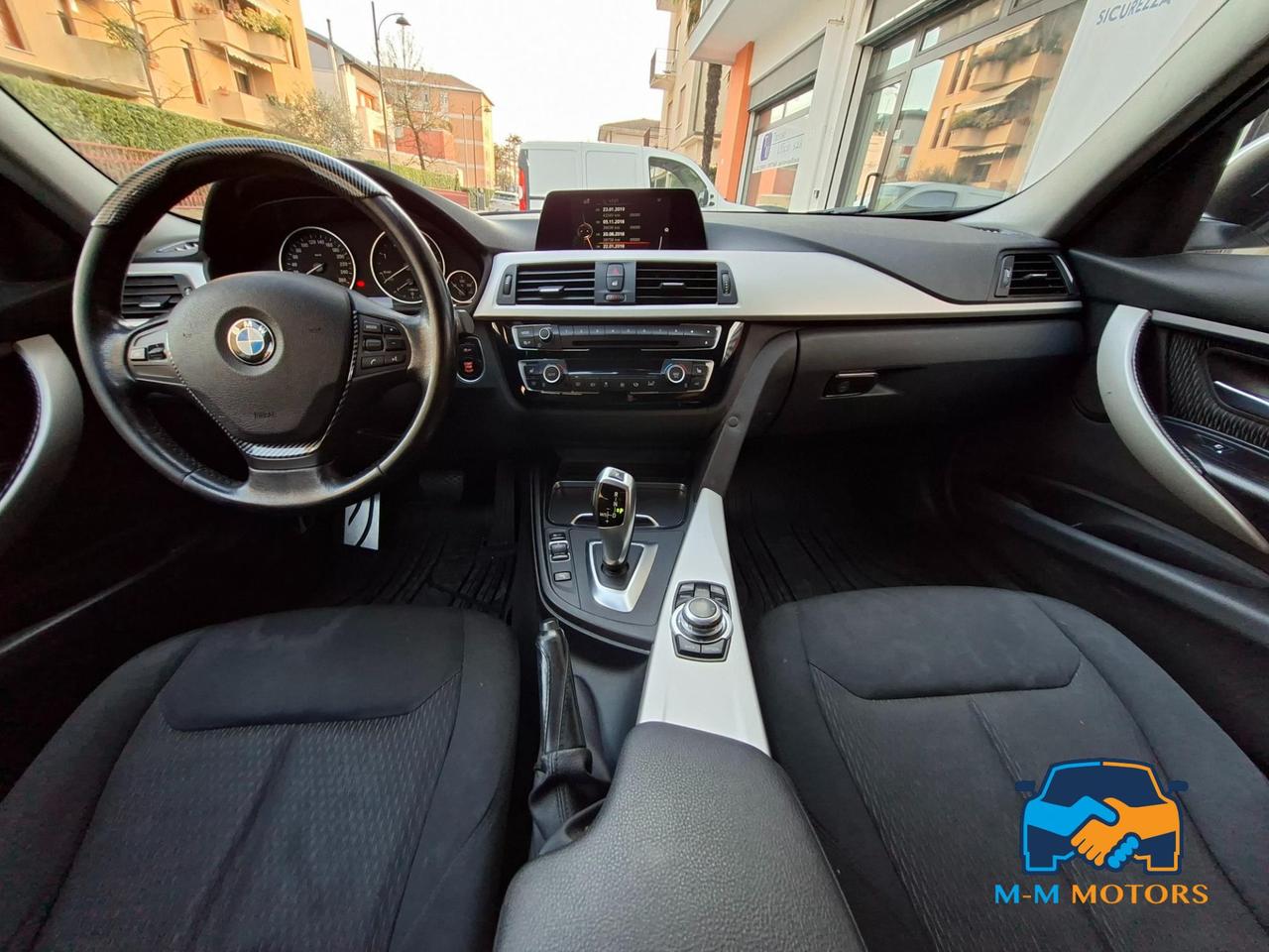 BMW 318D BUSINESS ADVANTAGE