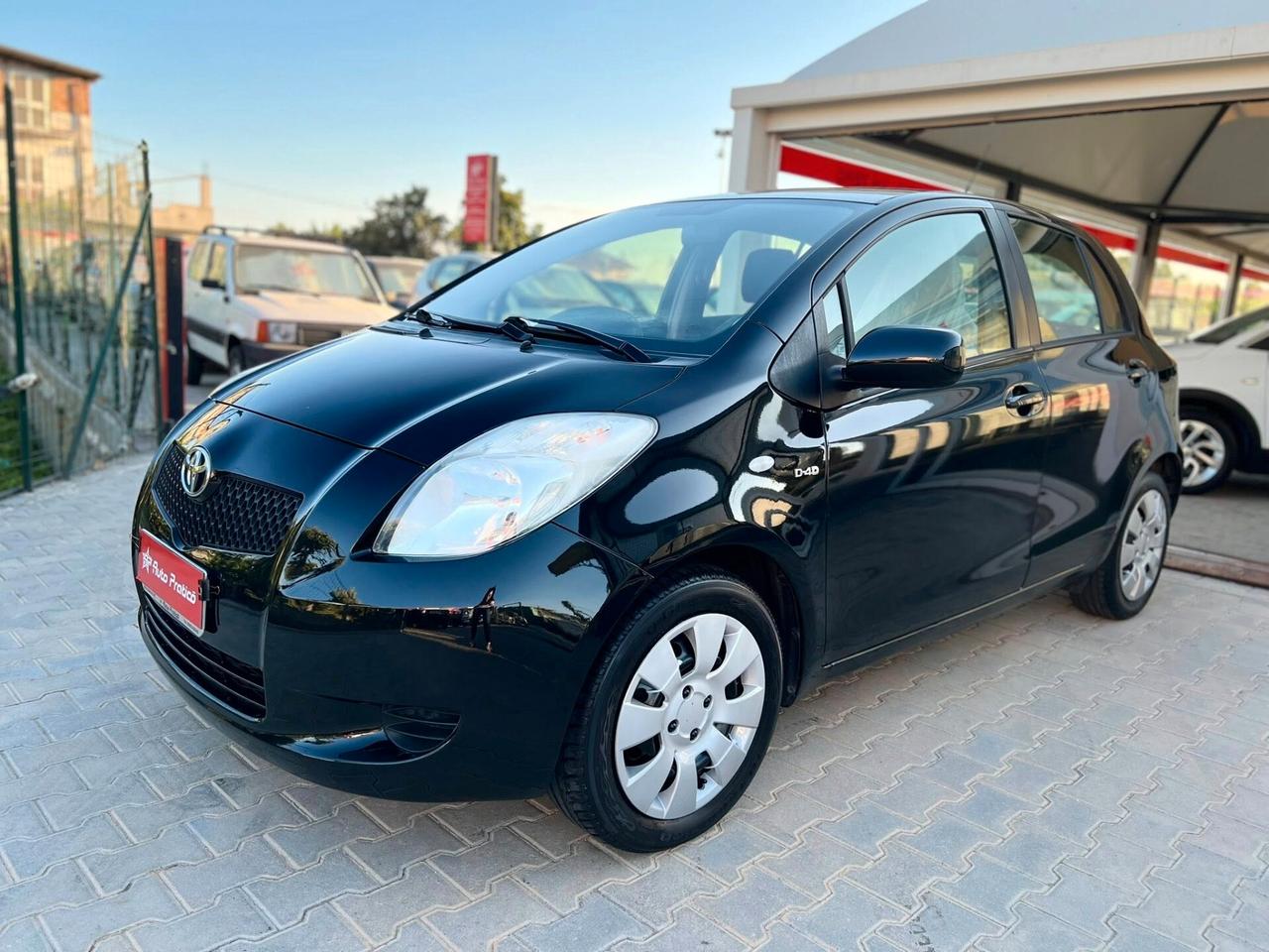 Toyota Yaris 1.4 D-4D 5 porte Sol
