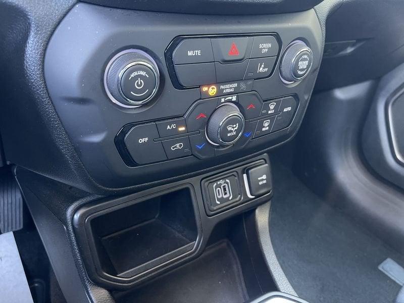 Jeep Renegade 1.5 turbo t4 mhev Altitude 2wd dct - AZIENDALE
