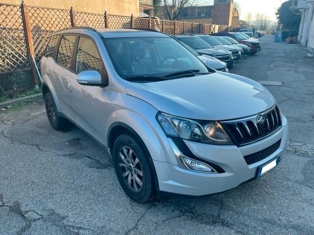 Mahindra XUV500 2.2 16V AWD W8