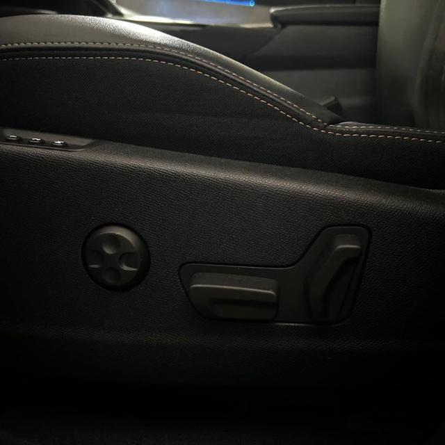 PEUGEOT 3008 Hybrid4 300 e-EAT8 GT Pack TETTO APRIBILE