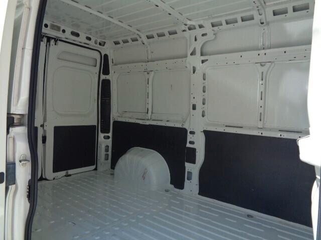 Peugeot Boxer 330 2.2 BlueHDi 120 S&S PC-TN Furgone