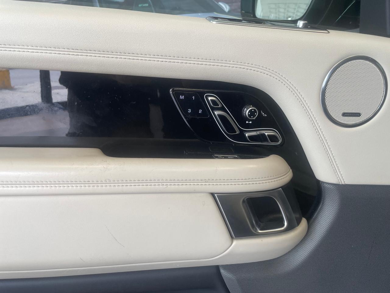 Land Rover Range 3.0 SDV6 SVAutobiography LWB