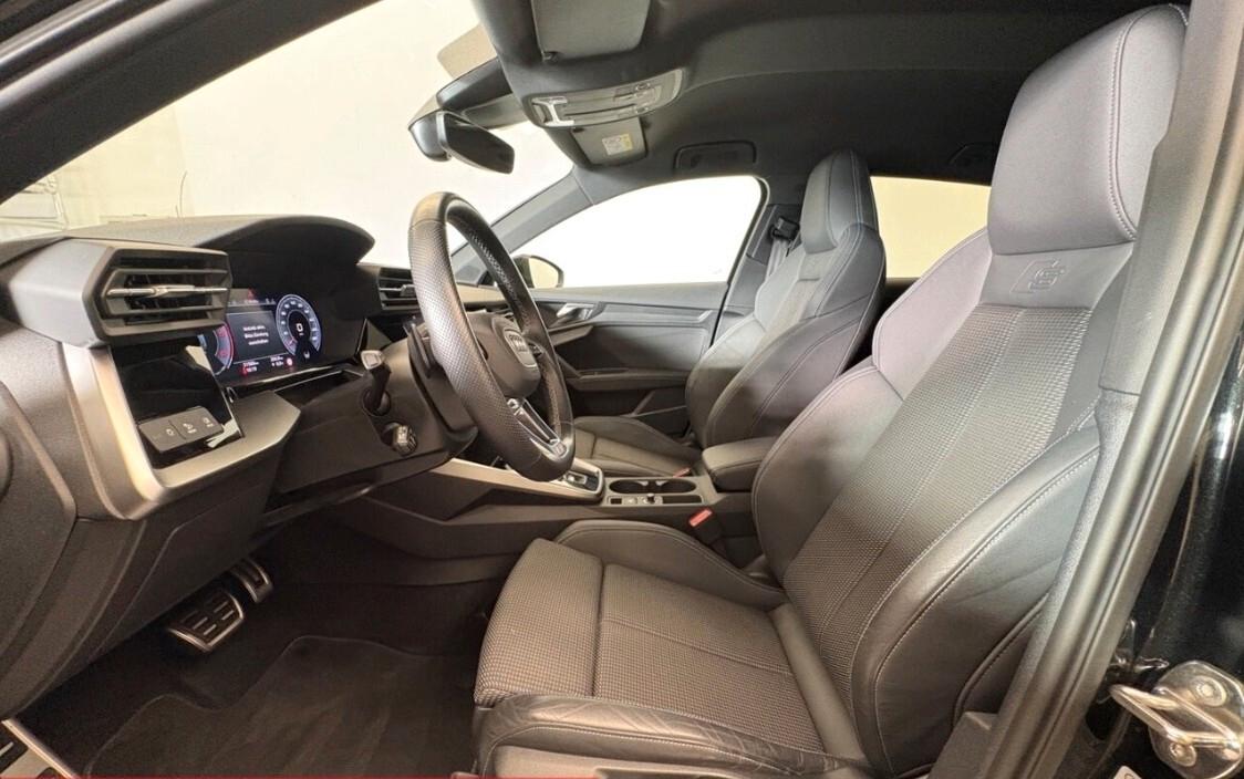 Audi A3 Sportback 40 Tdi Q. S-tr. S-line, 19", Matrix, Acc