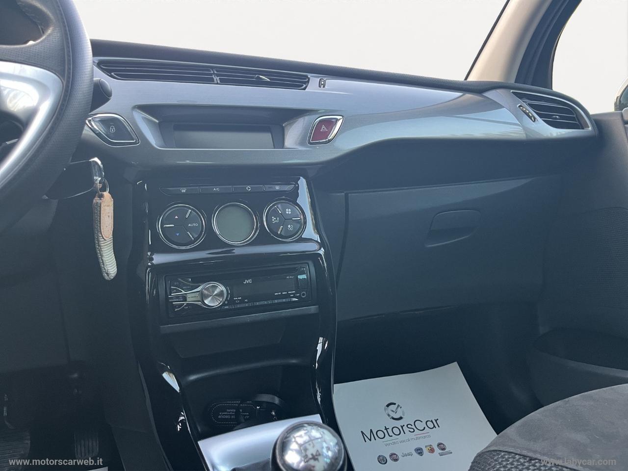 CITROEN C3 1.4 Exclusive Style