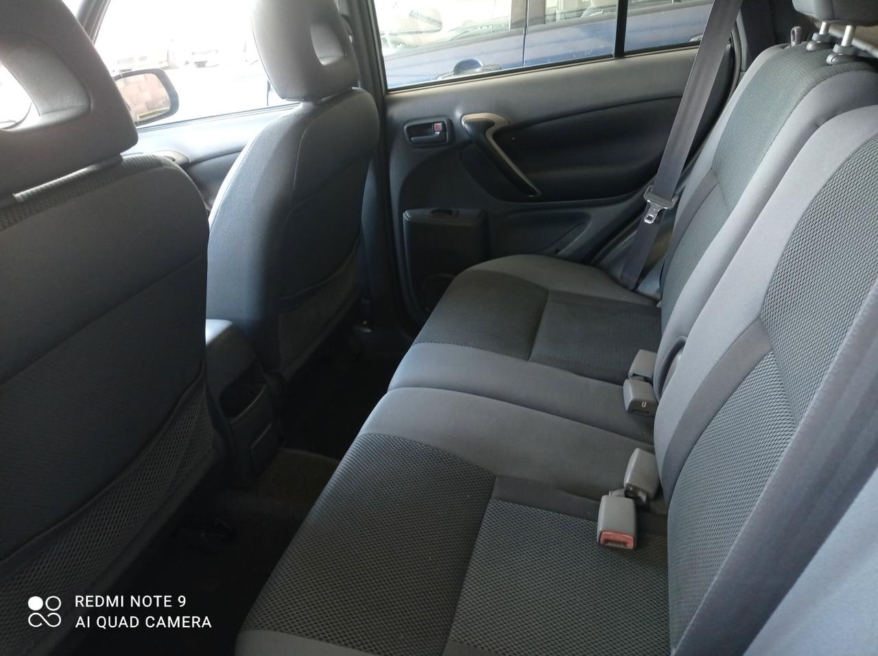 Toyota RAV 4 RAV4 2.0 Tdi D-4D cat 5 porte Sol