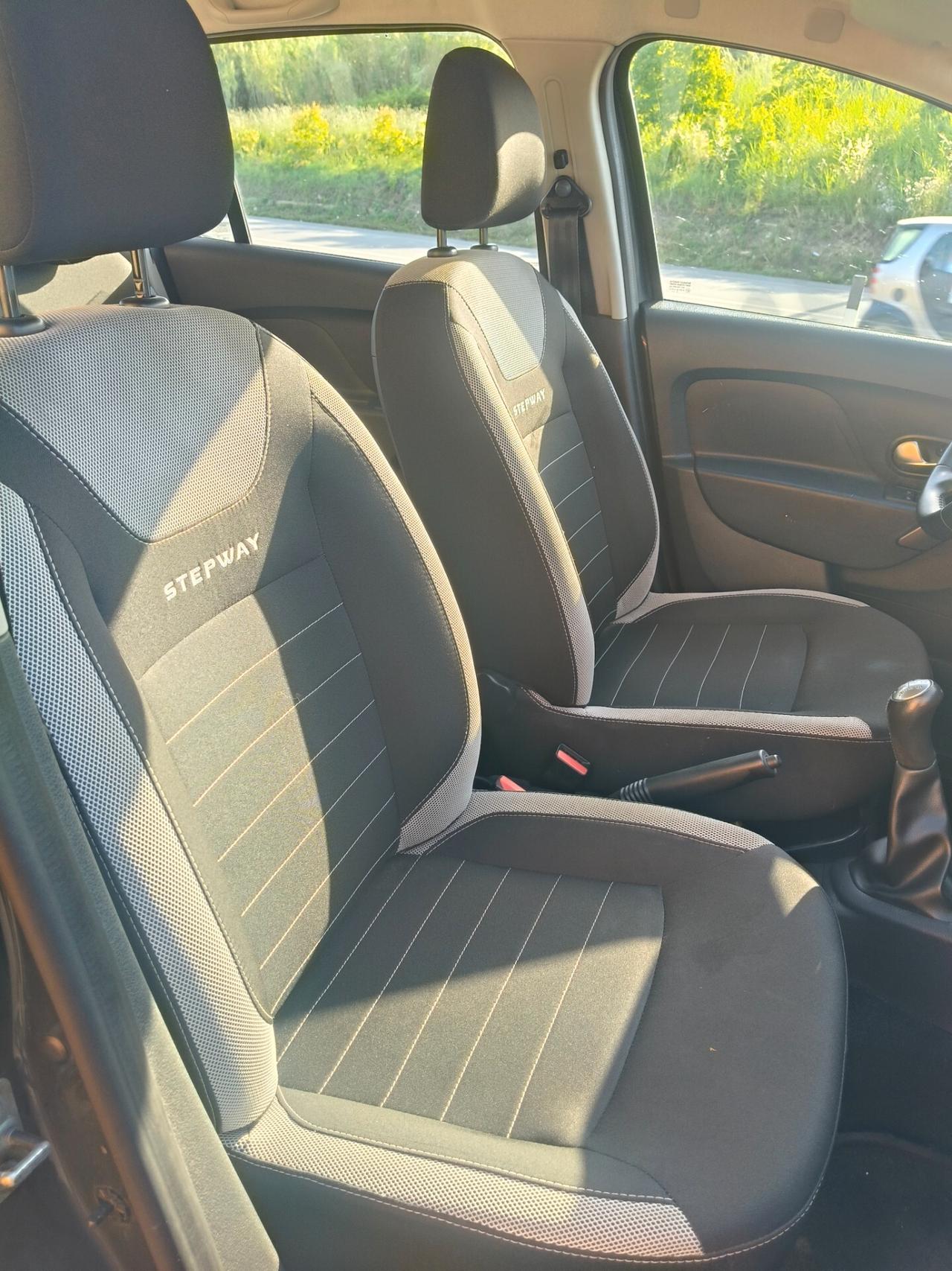 Dacia Sandero Stepway 1.5 Blue dCi 95 CV Comfort