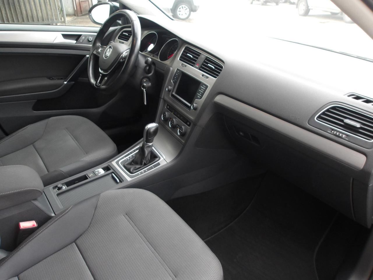 Volkswagen Golf 5 Porte Golf 5p 1.6 tdi Business 110cv dsg