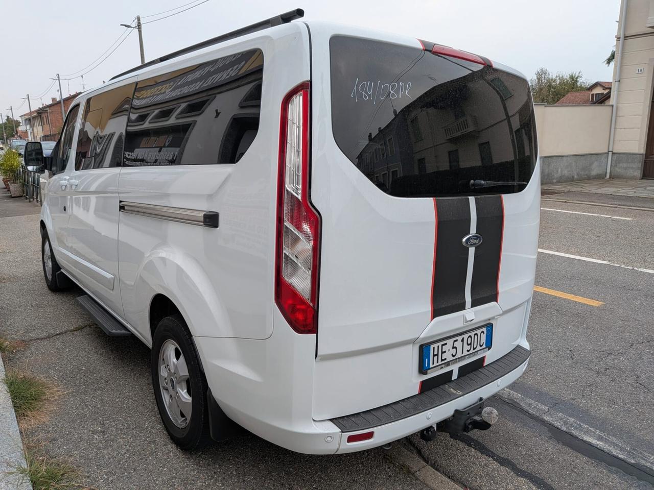 Ford Tourneo Custom 310 2.0 TDCi 130CV PL Titanium