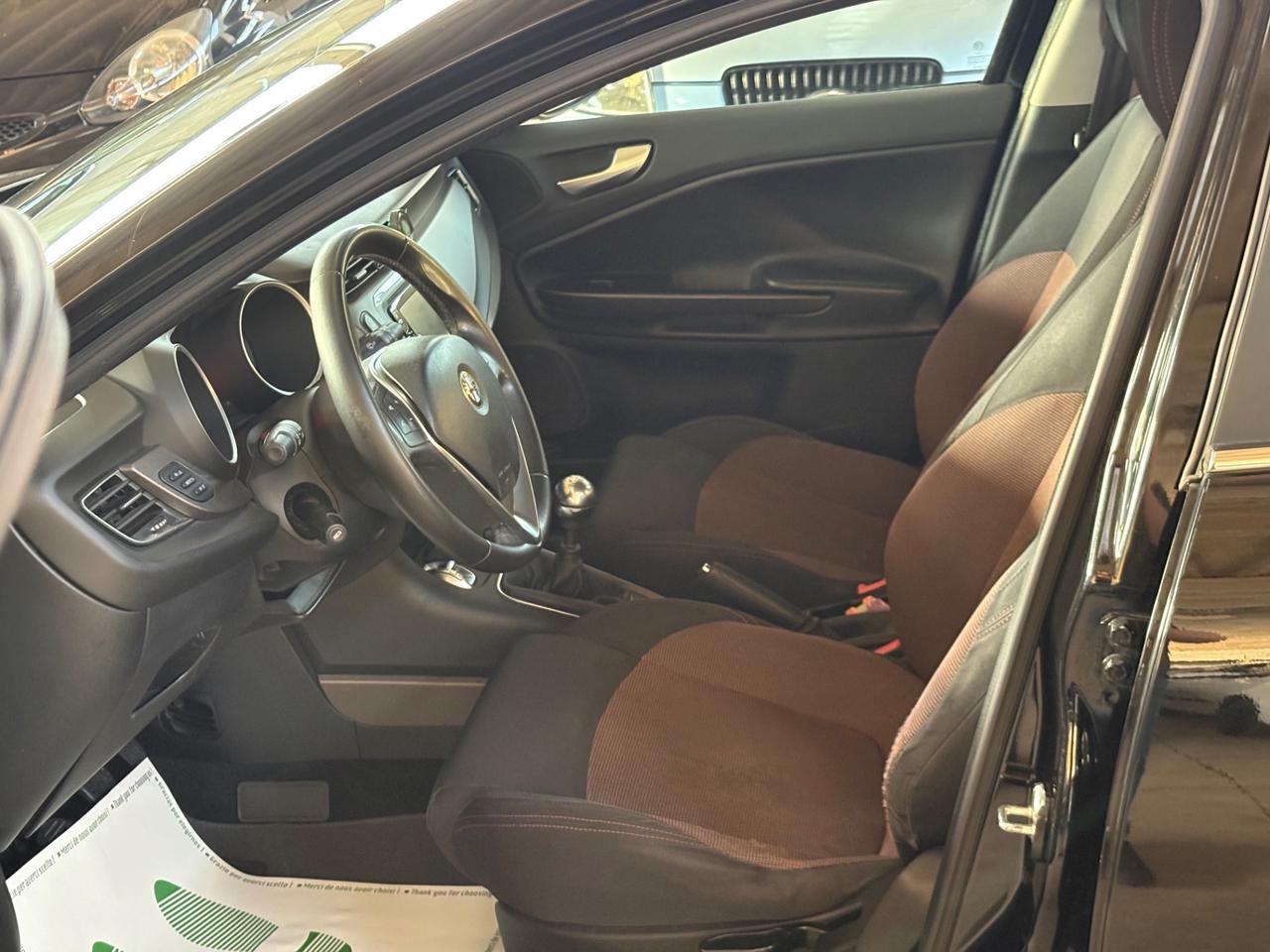 Alfa Romeo Giulietta 1.6 JTDm-2 105 CV Exclusive