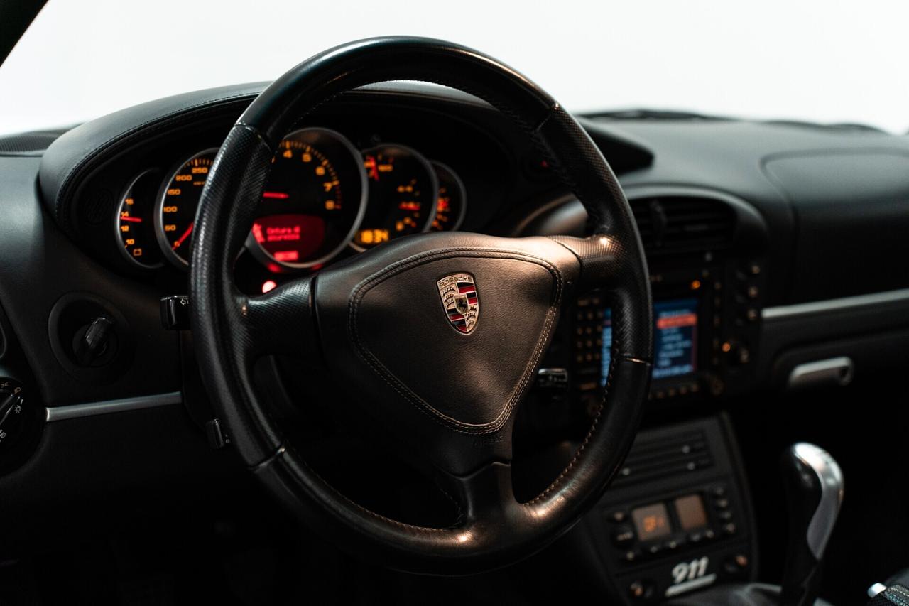 Porsche 911 Carrera 996 Quarantesimo anniversario