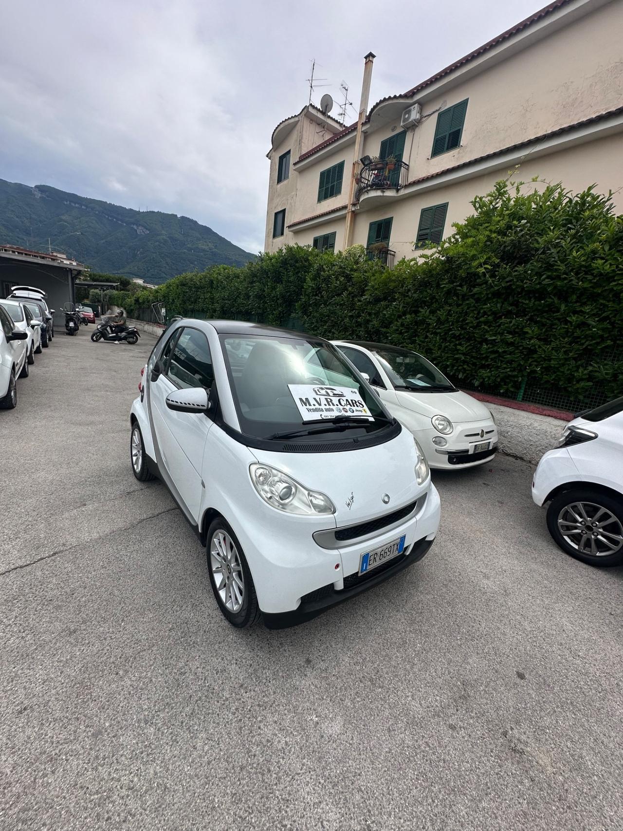 Smart ForTwo 1000 52 kW coupé passion