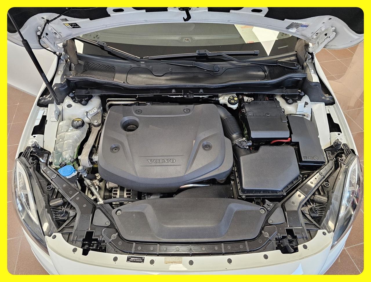 Volvo V40 Cross Country D2 Geartronic Business Plus