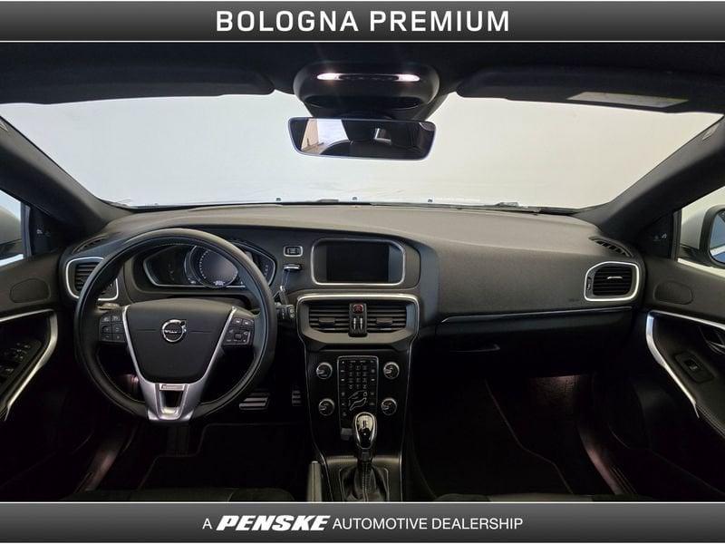 Volvo V40 T3 Geartronic R-design