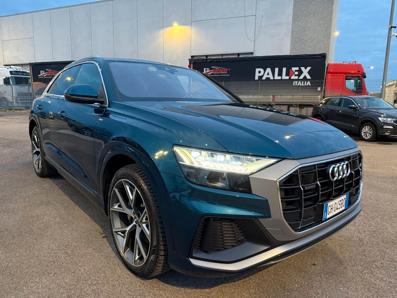Audi Q8 50 TDI 286 CV quattro tiptronic Sline