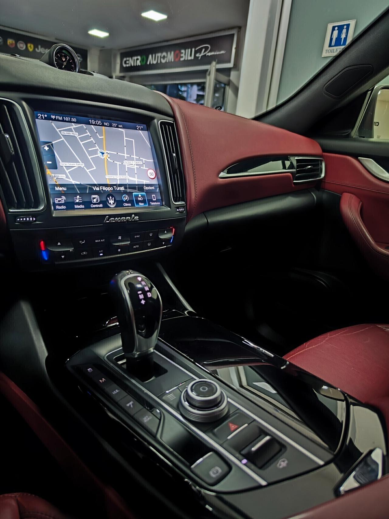 Maserati Levante V6 Diesel 275 CV AWD Gransport CERTIFICATA