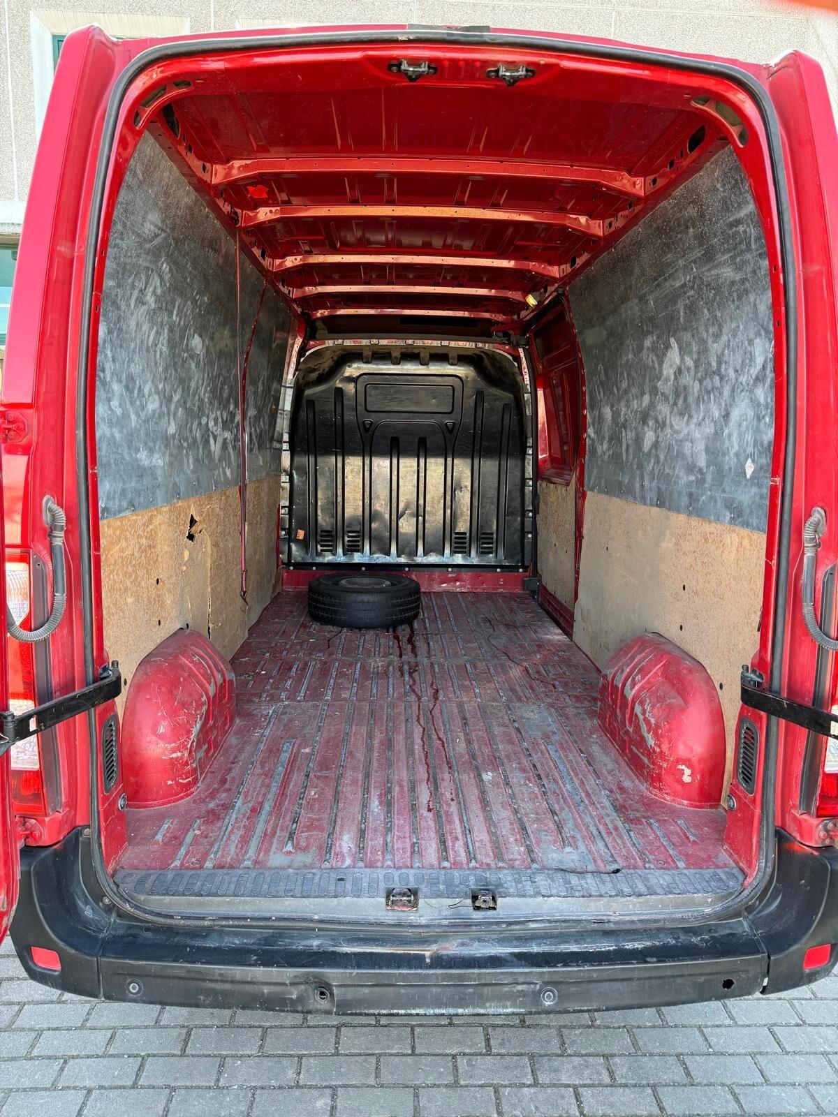 RENAULT MASTER