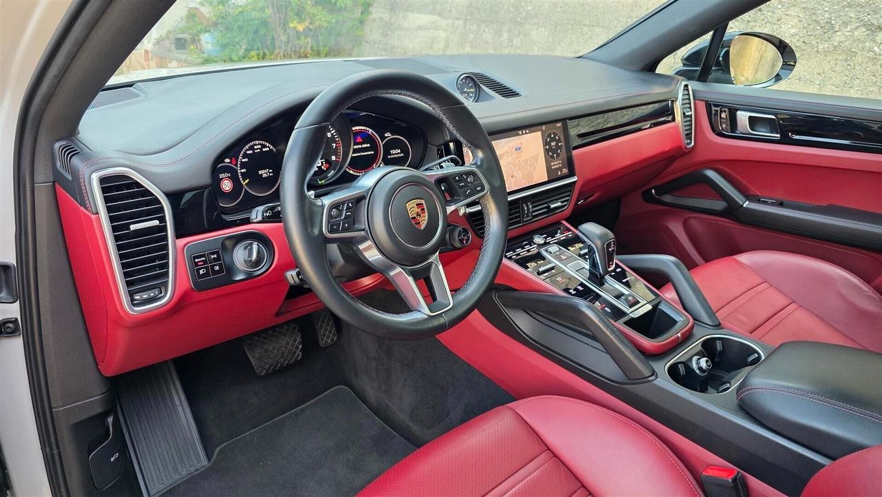 Porsche Cayenne Coupé 3.0 V6 E-Hybrid