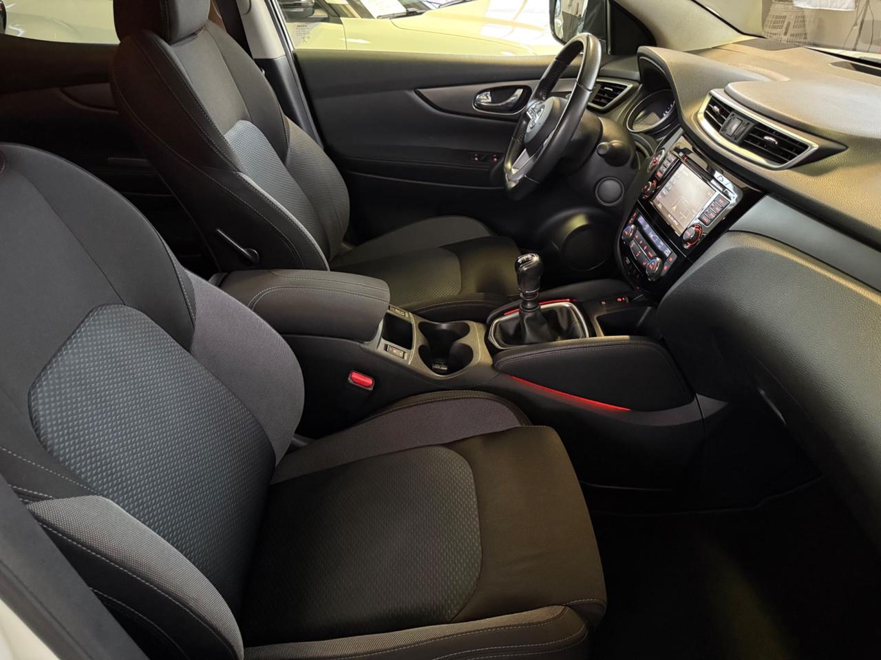 Nissan Qashqai 1.5 dCi N-Connecta