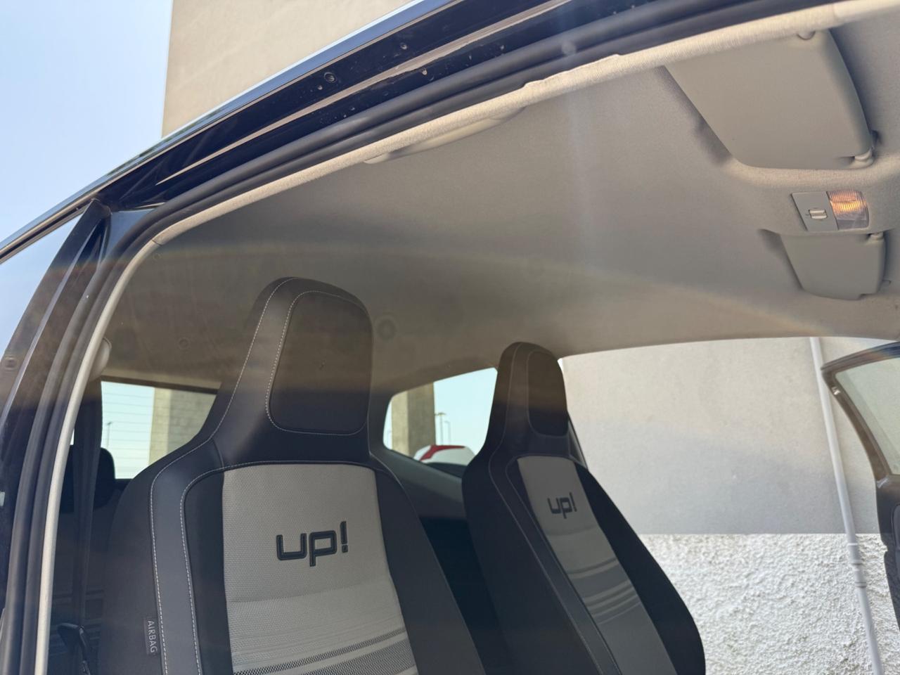 Volkswagen up! 1.0 75 CV 3p. high up!