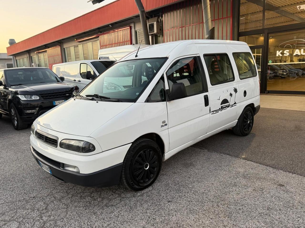 Scudo 2.0 JTD (94 CV) Combi 8 posti