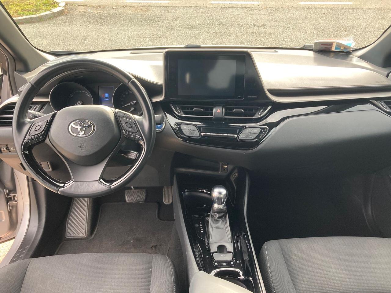 Toyota C-HR 1.8 Hybrid E-CVT Style