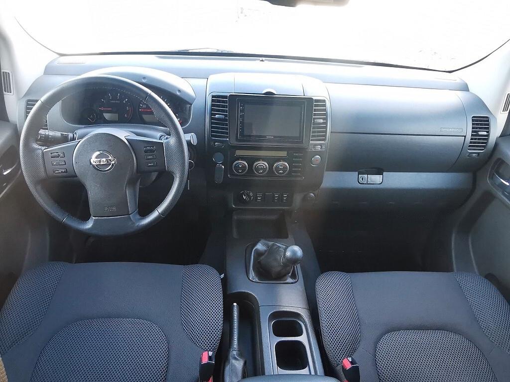Nissan Navara 2.5 dCi 4 porte Double Cab LE