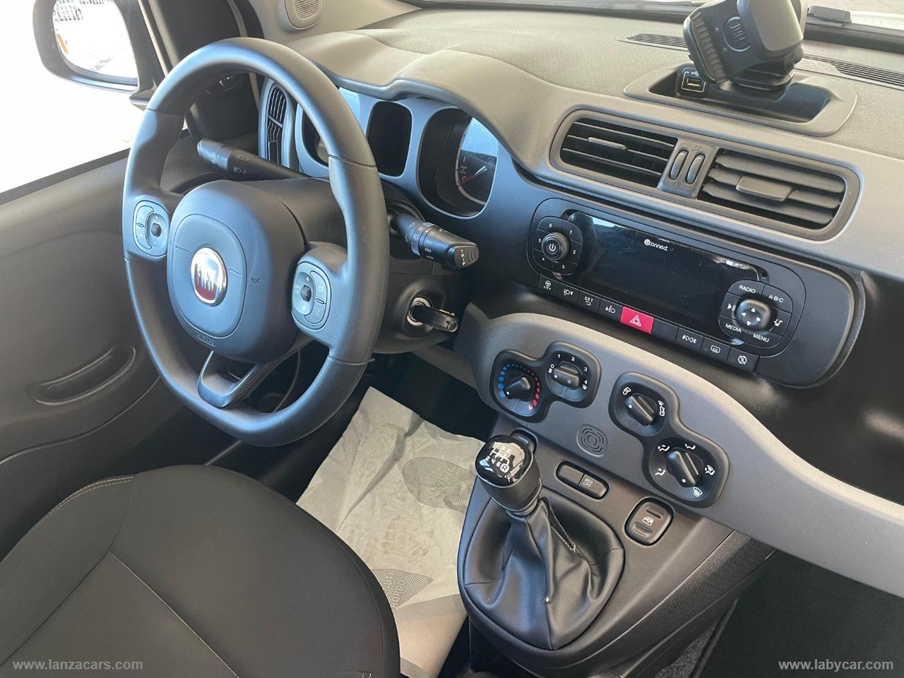 FIAT Panda 1.0 FireFly S&S Hybrid City Cross