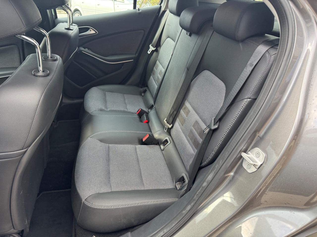 Mercedes-benz GLA 200 CDI Automatic 4Matic Sport