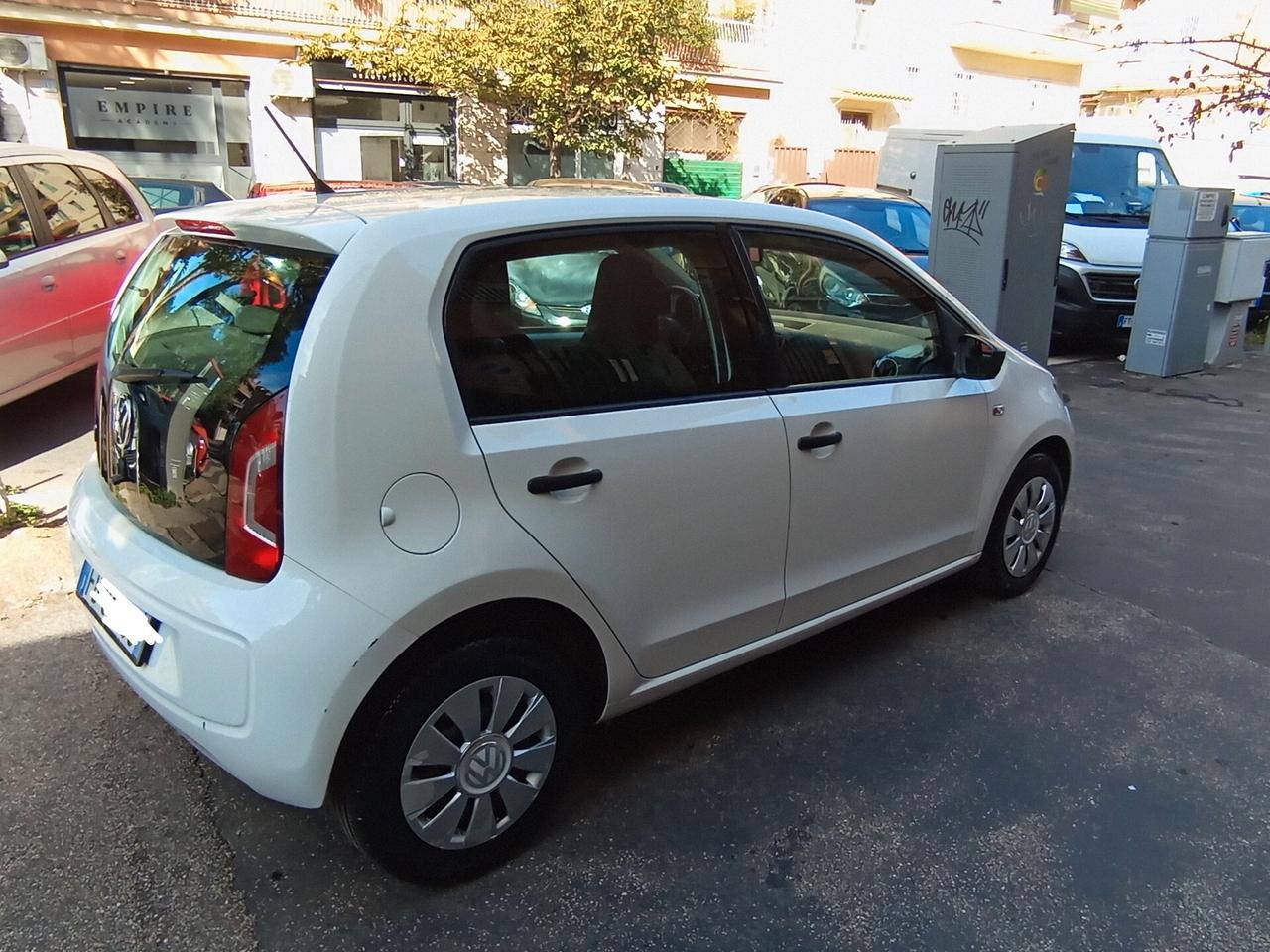 Volkswagen up! 1.0 5p. club