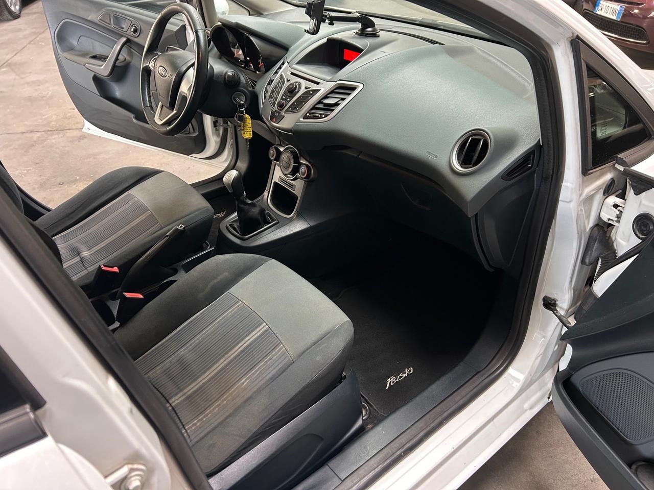 Ford Fiesta 1.4 TDCi 68cv 5p. Titanium