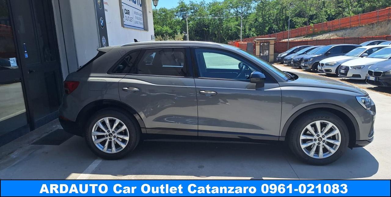 Audi Q3 35 Tdi 150 cv S-tronic