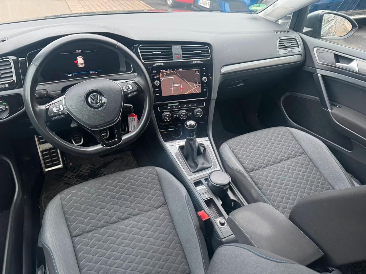 Volkswagen Golf 1.6 TDI 115 CV 5p. Business BlueMotion Technology