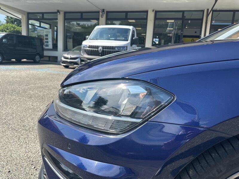 Volkswagen Golf 1.5 TSI ACT 5p. Sport BlueMotion Technology R-line interno ed esterno