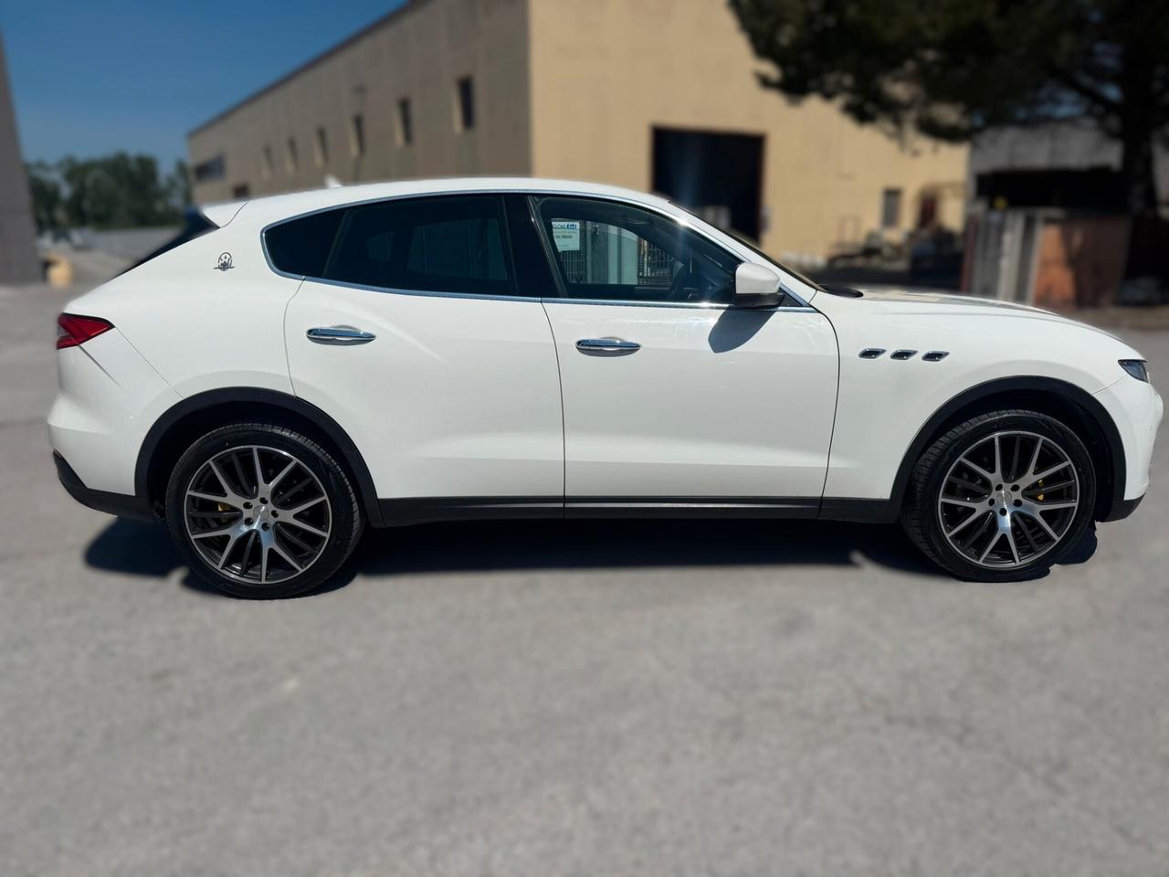 MASERATI LEVANTE 3.0 D 2018 12 MESI DI GARANZIA