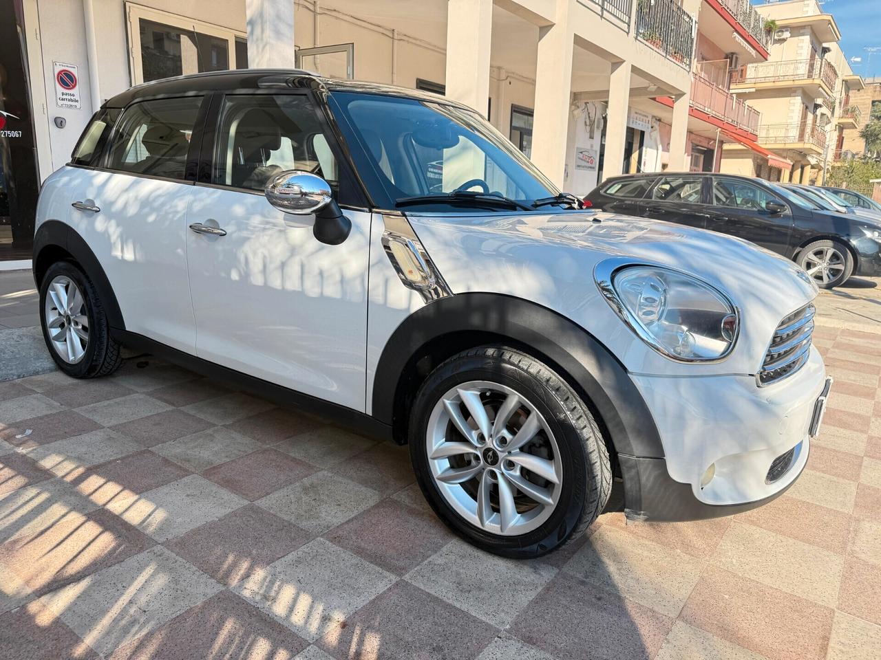 Mini Cooper D Countryman 1.6 110CV
