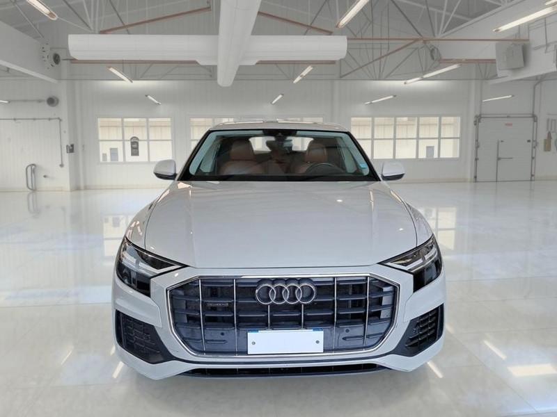 AUDI Q8 50 TDI MHEV 210kW quattro tiptronic