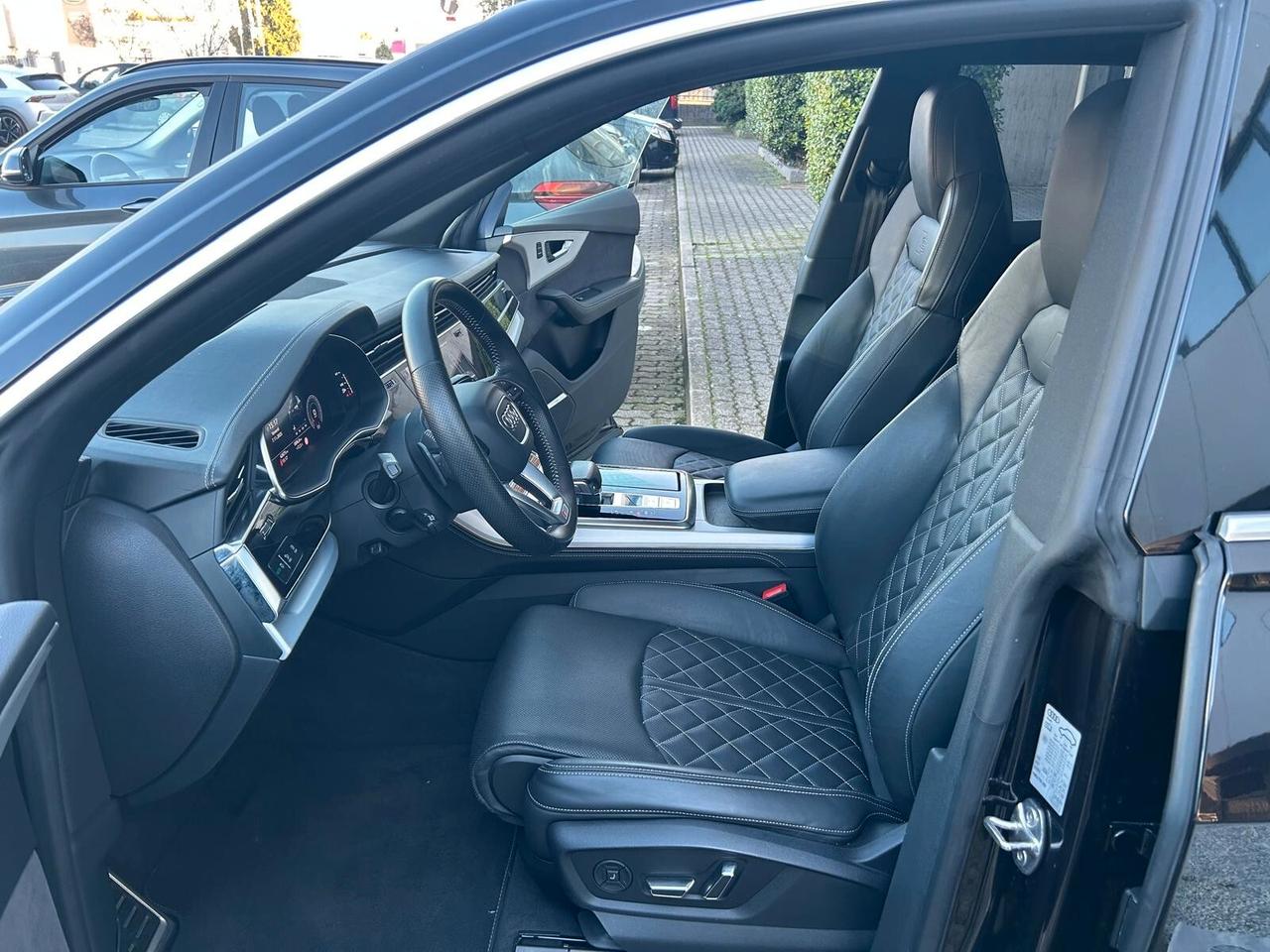 Audi Q8 50 3.0 tdi mhev Sport quattro tiptronic S-Line