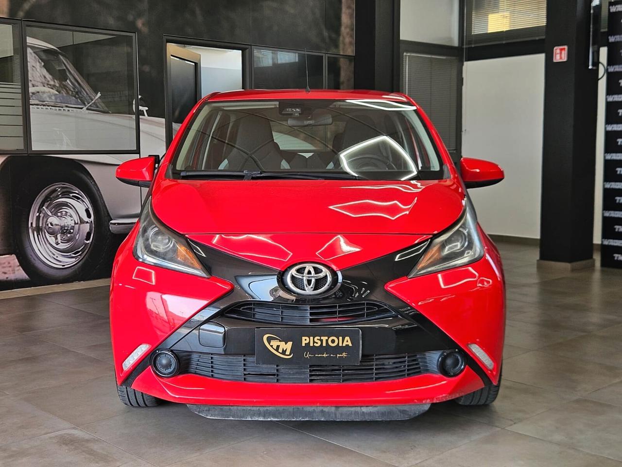 TOYOTA Aygo 1.0h 69 CV - NEOPATENTATI