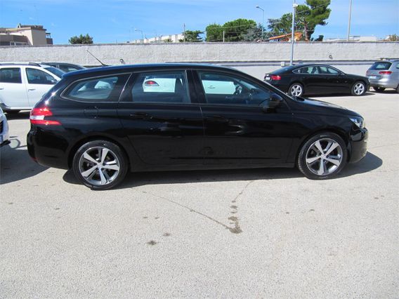 PEUGEOT 308 308 BlueHDi 120 S&S EAT6 SW Allure
