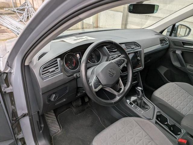 VOLKSWAGEN Tiguan 2.0 TDI 150CV DSG Life Fari LED, Navi, ACC, Km cer