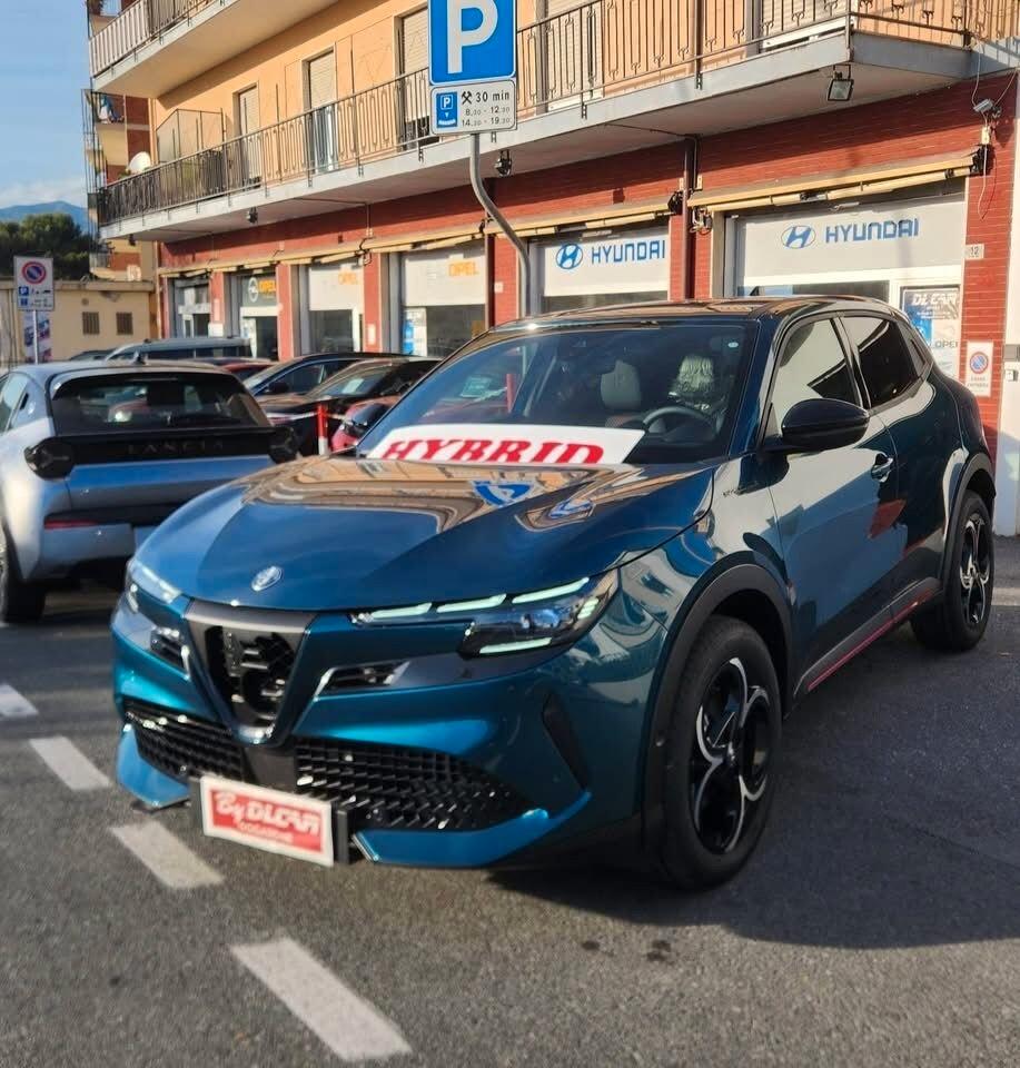 Alfa Romeo Junior ALLESTIMENTO VELOCE + PACCHETTI