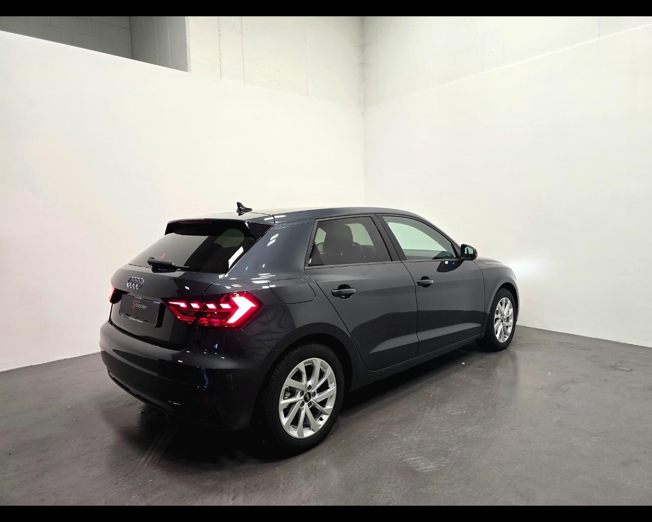 AUDI A1 SPORTBACK 30 TFSI BUSINESS