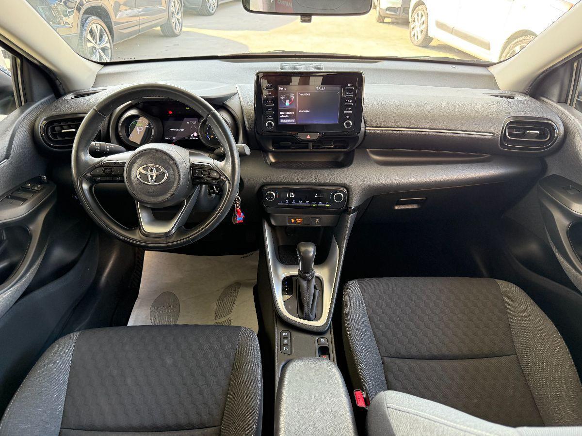 TOYOTA - Yaris 1.5h Active