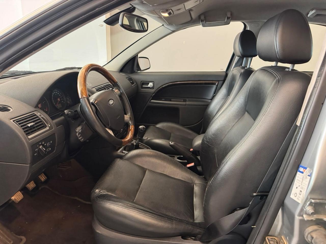 FORD MONDEO 2.2 TDCI GHIA BERLINA