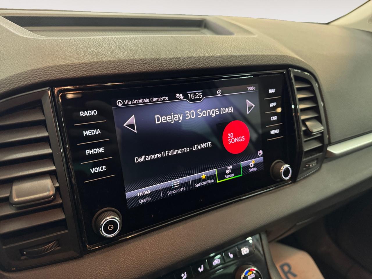 Skoda Karoq 1.5 tsi Executive dsg IVA ESPOSTA